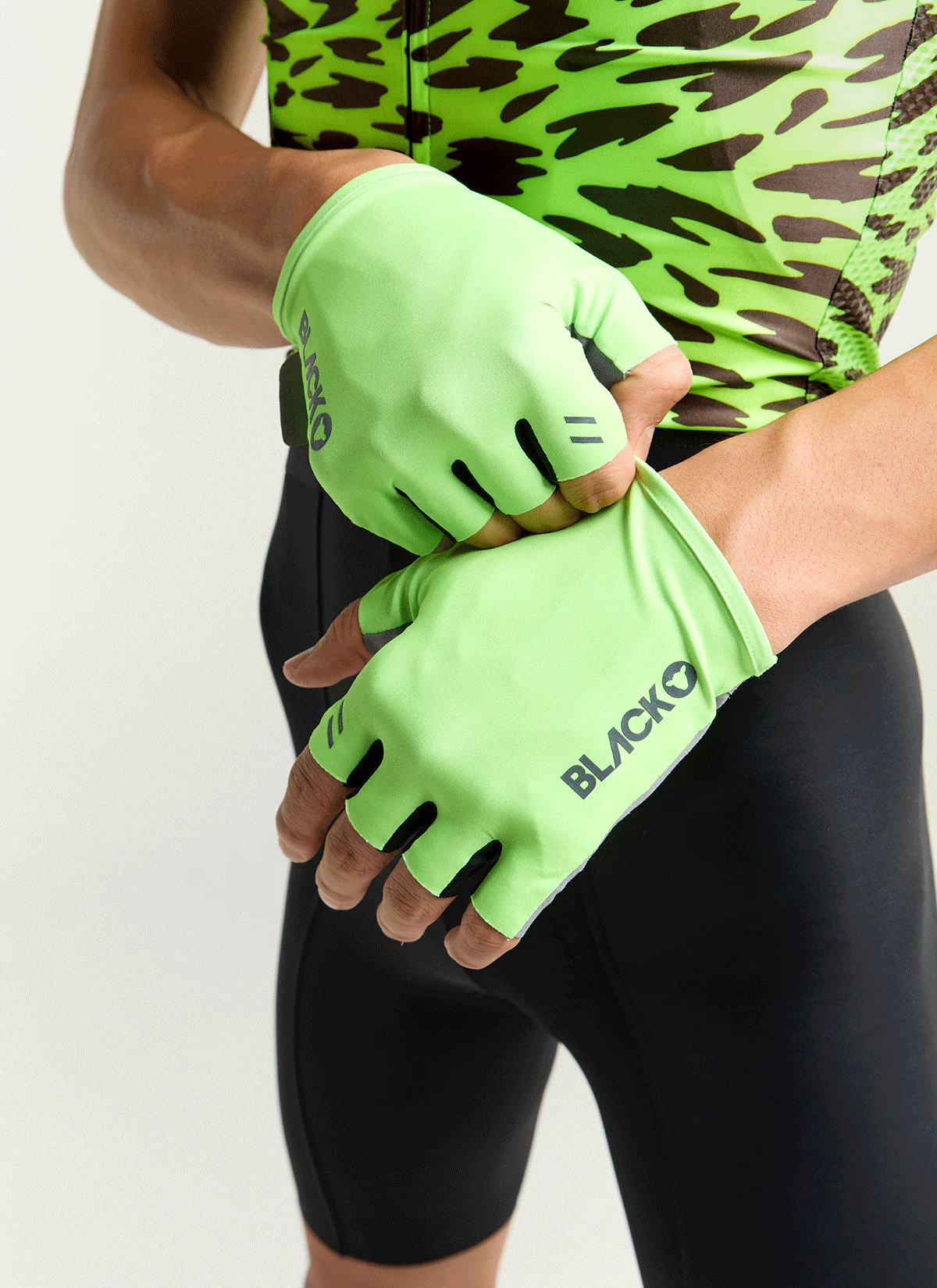 Team Short Finger Glove - Neon Sulphur - Image 2